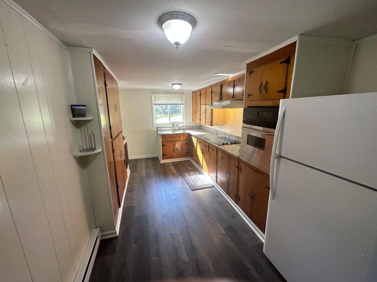 Charming 3-Bed, 1,5 Bath Home - Entire Space Just For You! Goodlettsville Ngoại thất bức ảnh