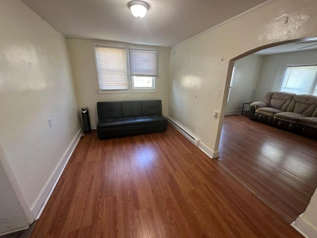 Charming 3-Bed, 1,5 Bath Home - Entire Space Just For You! Goodlettsville Ngoại thất bức ảnh